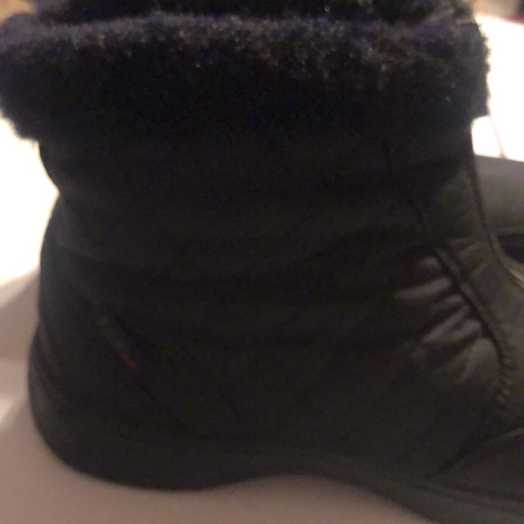 Woman’s  fall loft L.LBean Y2k zip up insulated Tek 2.5 fur slip on black boots - Picture 6 of 10